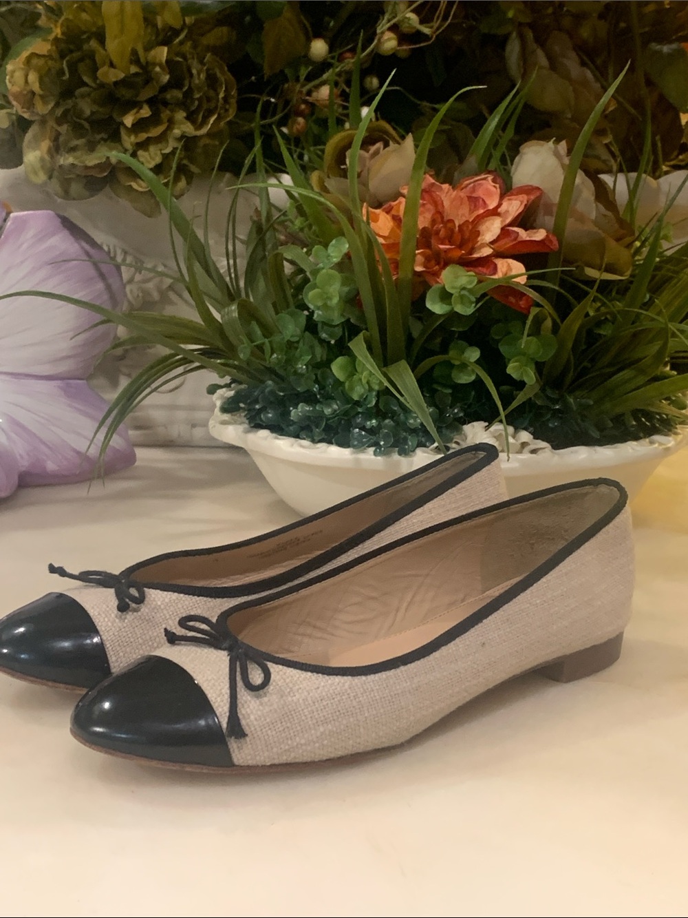 JCrew Black/Tan Ballet Flats Size 7